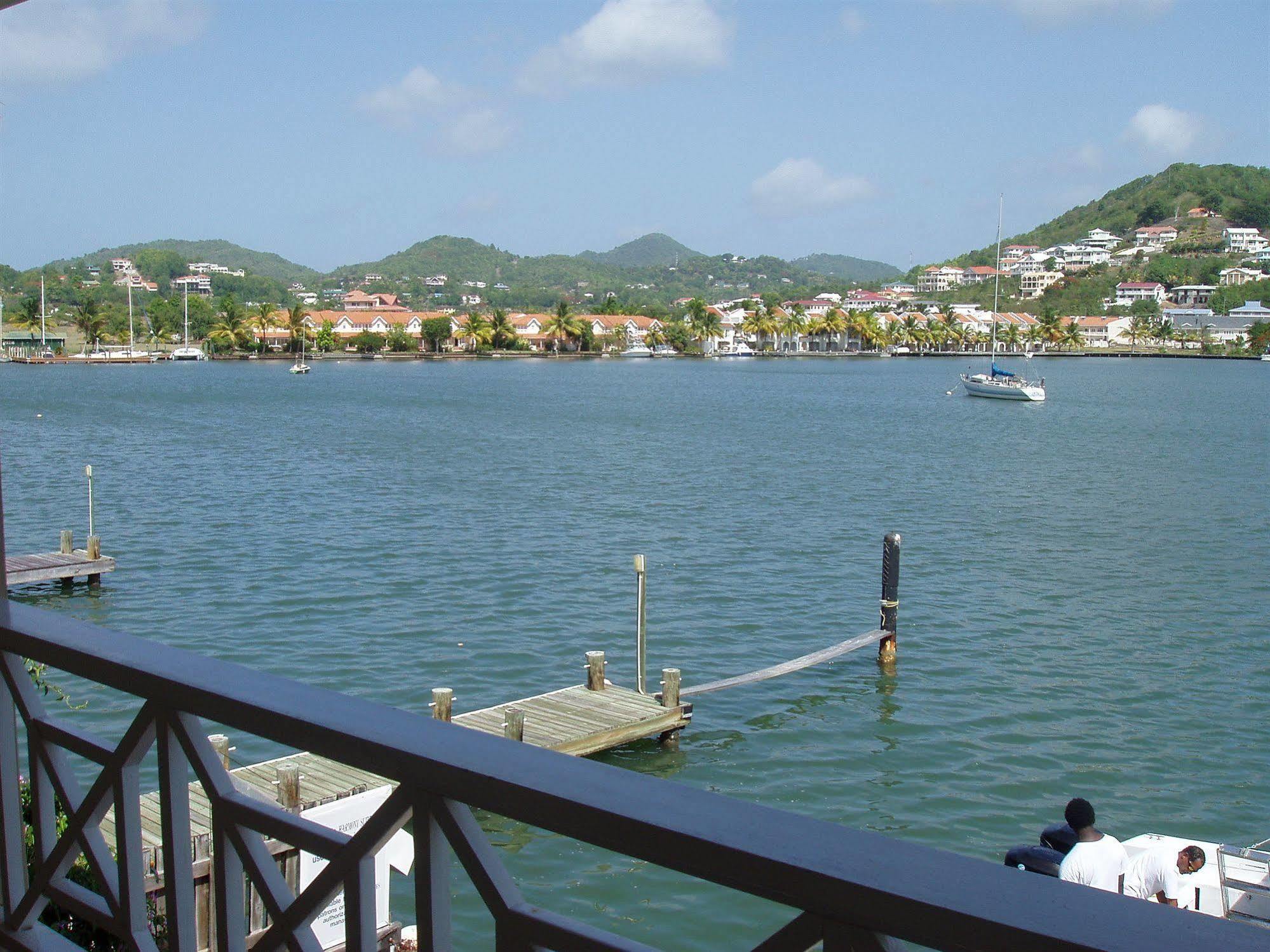 Harmony Marina Suites Rodney Bay Exterior photo